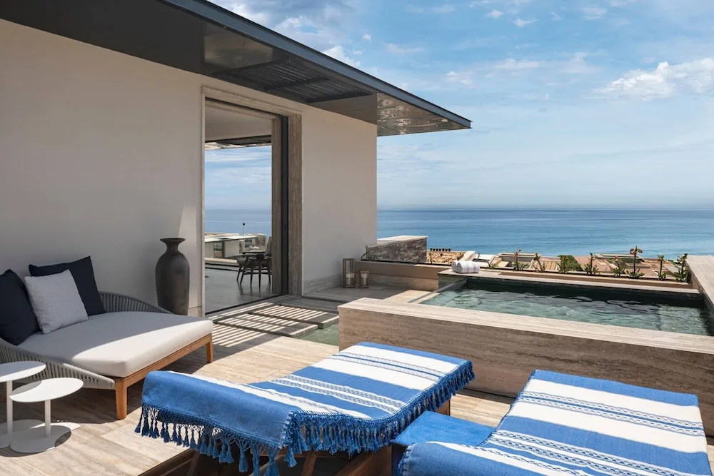 Suite terrace with a plunge pool, loungers and an ocean view at Zadún, a Ritz-Carlton Reserve